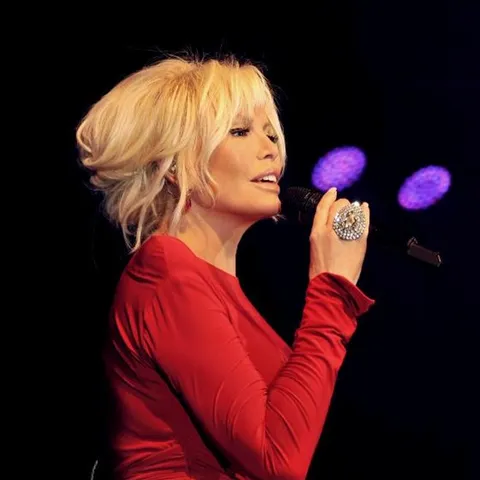Ajda Pekkan