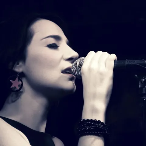 Aylin Aslım