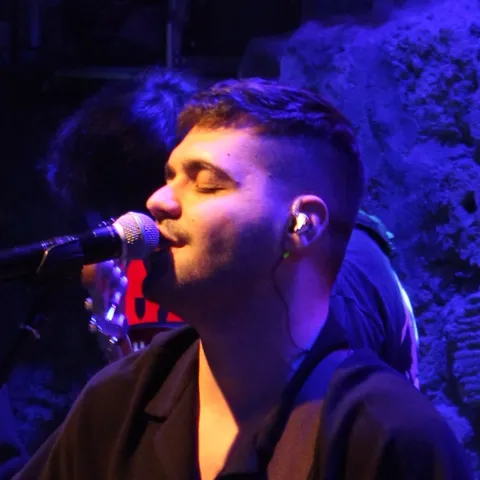 Emir Can İğrek