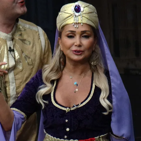 Yonca Evcimik