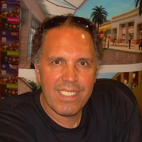 Fatih Erkoç