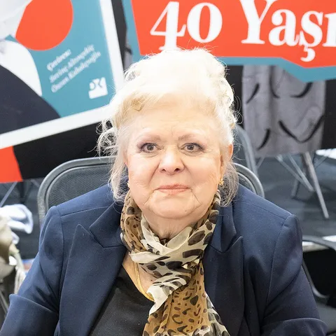 Neşe Karaböcek